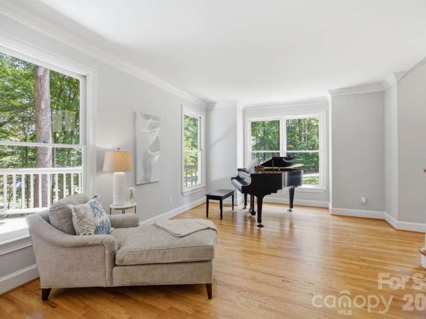 20011 Chapel Point Lane, Cornelius, NC 28031.  MLS# CAR4400824, YatesRealty ID 15384. 