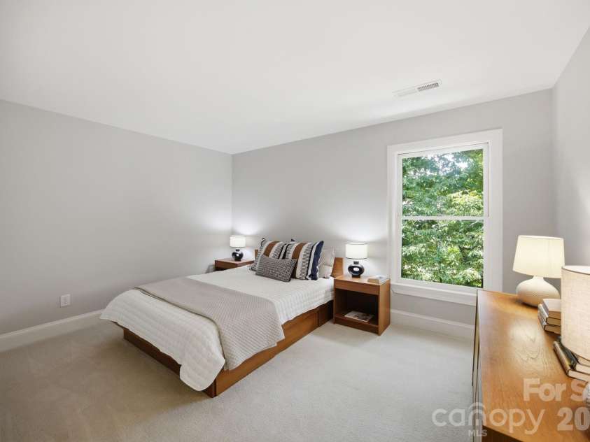 20011 Chapel Point Lane, Cornelius, NC 28031.  MLS# CAR4400824, YatesRealty ID 15384. 