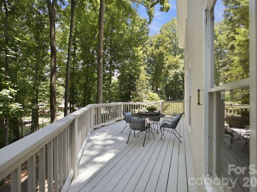 20011 Chapel Point Lane, Cornelius, NC 28031.  MLS# CAR4400824, YatesRealty ID 15384. 
