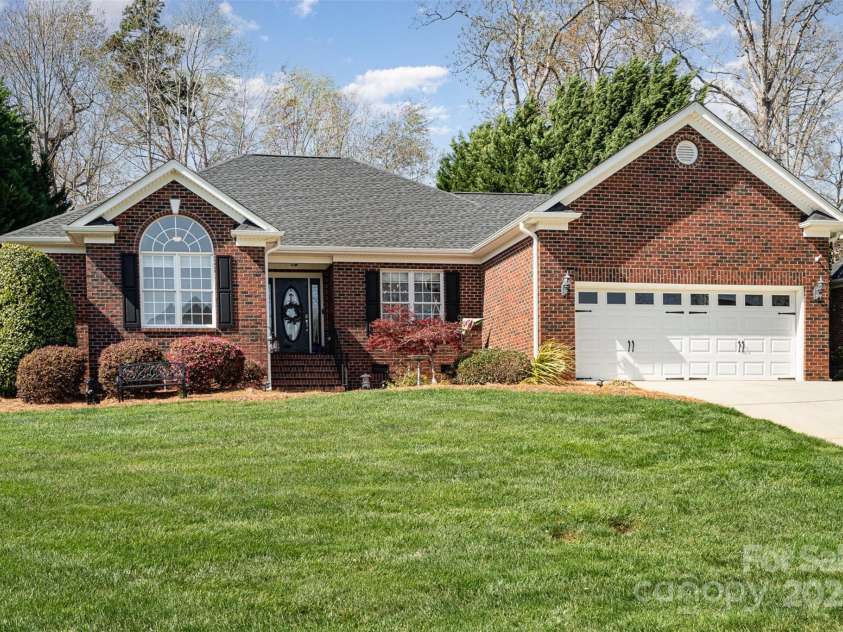 5400 Old Town Lane, Gastonia, NC 28056.  MLS# CAR4239615, YatesRealty ID 15384. Front Exterior
