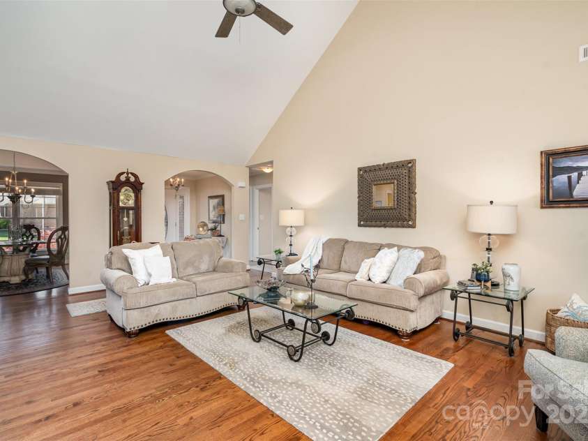 5400 Old Town Lane, Gastonia, NC 28056.  MLS# CAR4239615, YatesRealty ID 15384. Living Room