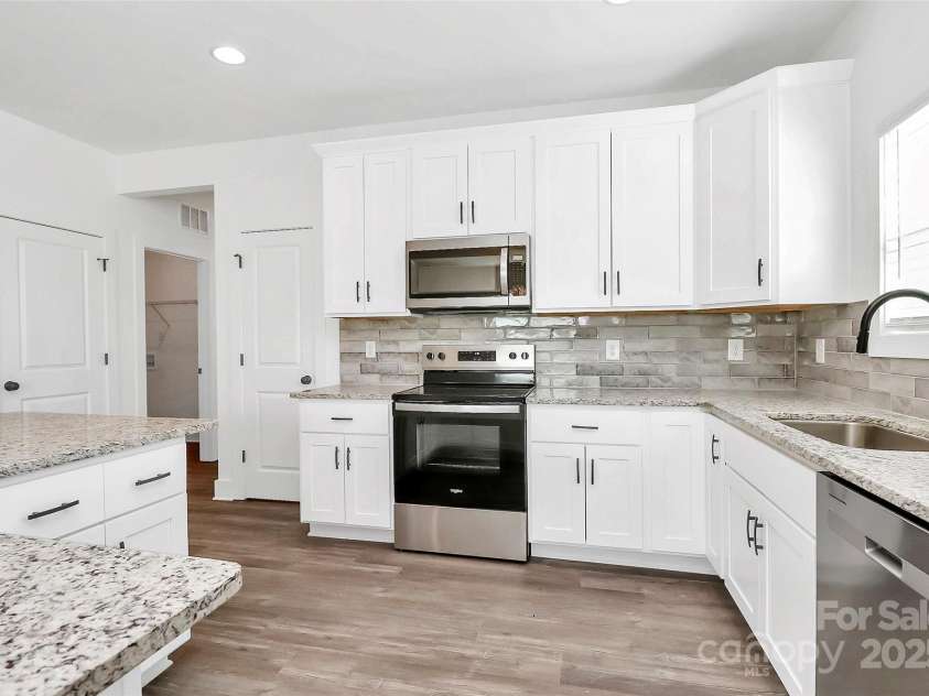 4122 Old Monroe Marshville Road, Wingate, NC 28174.  MLS# CAR4183152, YatesRealty ID 15386. 