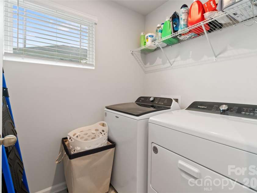 8032 Overmeadow Lane, Charlotte, NC 28269.  MLS# CAR4360268, YatesRealty ID 15386. 