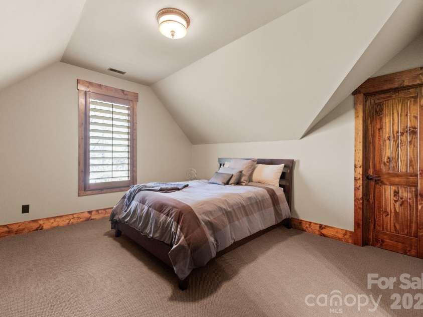 4068 Flagstone Drive, Lancaster, SC 29720.  MLS# CAR4347552, YatesRealty ID 15387. Upper bedroom with Jack and Jill bath