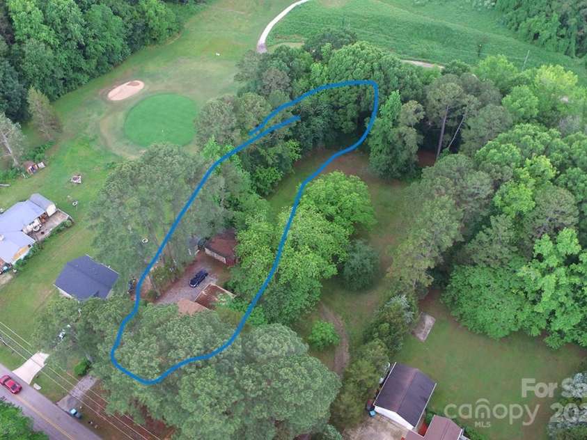 709 Sunset Drive, Salisbury, NC 28147.  MLS# CAR4258439, YatesRealty ID 15387. 