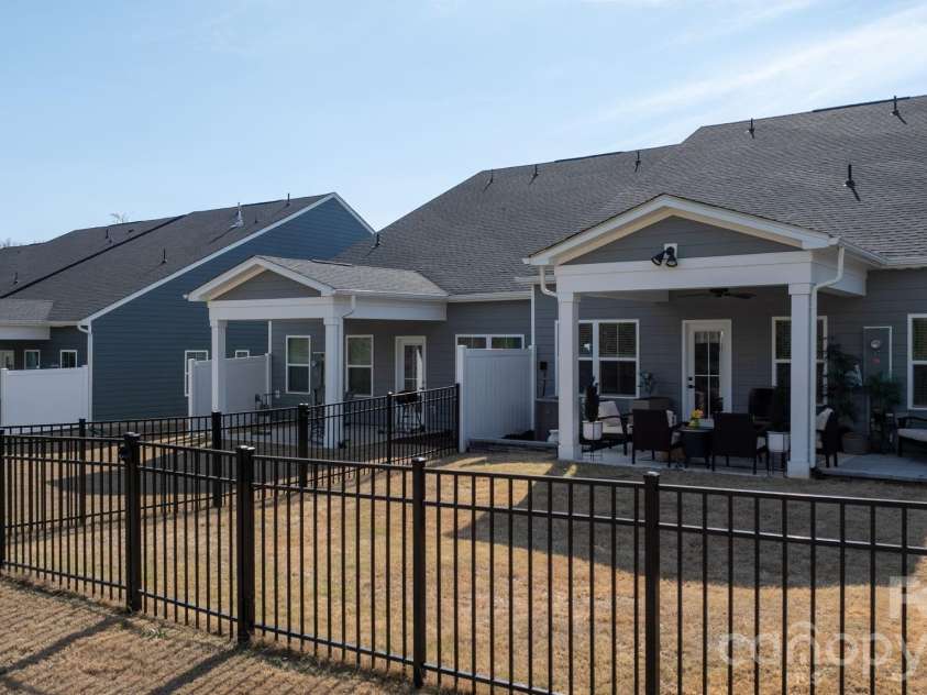 910 Prince Garrett Way, Denver, NC 28037.  MLS# CAR4362481, YatesRealty ID 15388. 