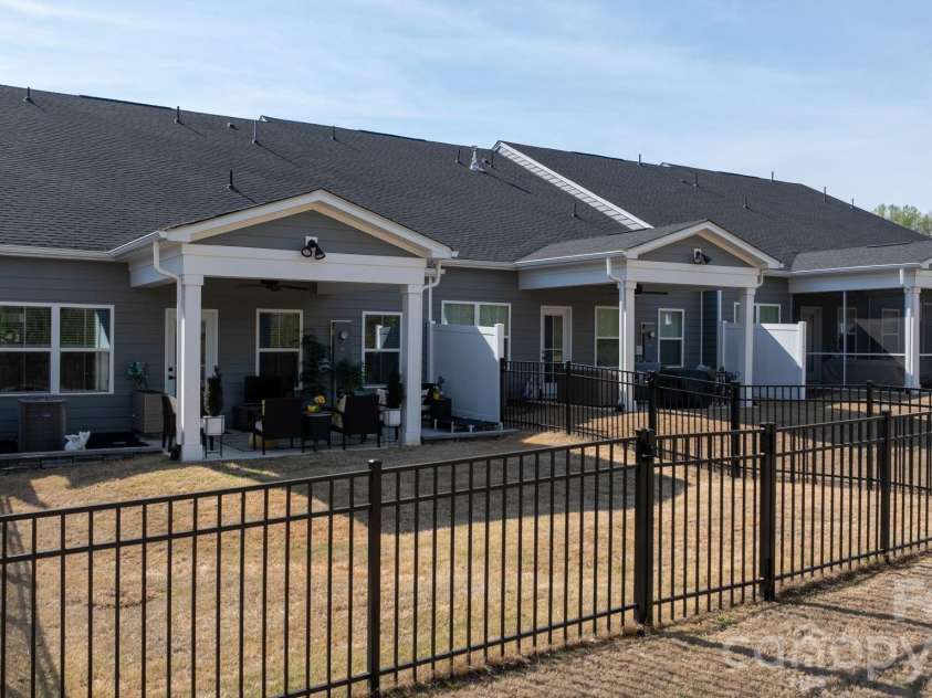 910 Prince Garrett Way, Denver, NC 28037.  MLS# CAR4362481, YatesRealty ID 15388. 