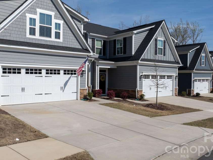 910 Prince Garrett Way, Denver, NC 28037.  MLS# CAR4362481, YatesRealty ID 15388. 