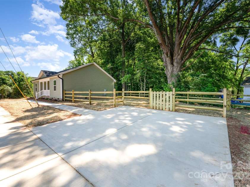 406 Bostian Street, China Grove, NC 28023.  MLS# CAR4262842, YatesRealty ID 15389. 