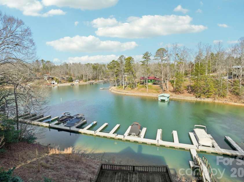 4634 Harbor View Terrace, Morganton, NC 28655.  MLS# CAR4407190, YatesRealty ID 1539. 