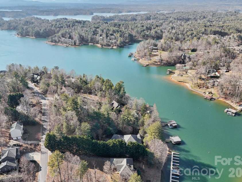 4634 Harbor View Terrace, Morganton, NC 28655.  MLS# CAR4407190, YatesRealty ID 1539. 