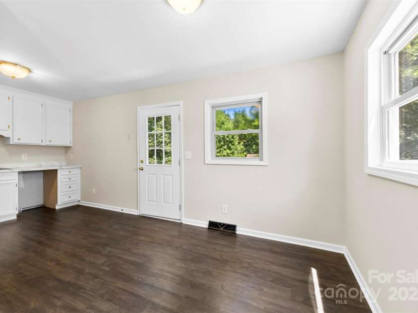 806 Boyce Street, Kings Mountain, NC 28086.  MLS# CAR4284469, YatesRealty ID 1539. 