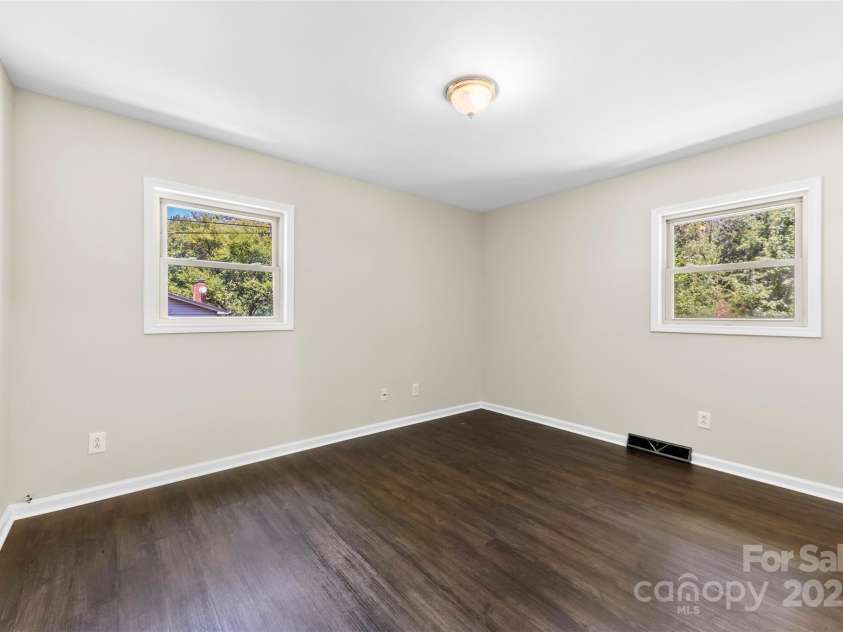 806 Boyce Street, Kings Mountain, NC 28086.  MLS# CAR4284469, YatesRealty ID 1539. 