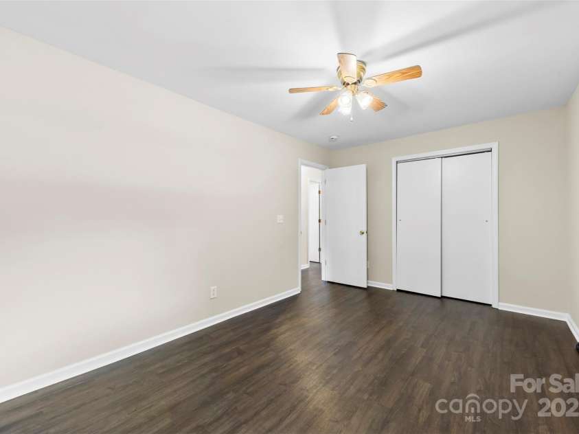 806 Boyce Street, Kings Mountain, NC 28086.  MLS# CAR4284469, YatesRealty ID 1539. 