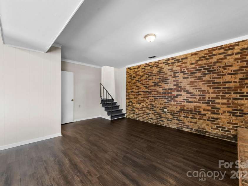 806 Boyce Street, Kings Mountain, NC 28086.  MLS# CAR4284469, YatesRealty ID 1539. 