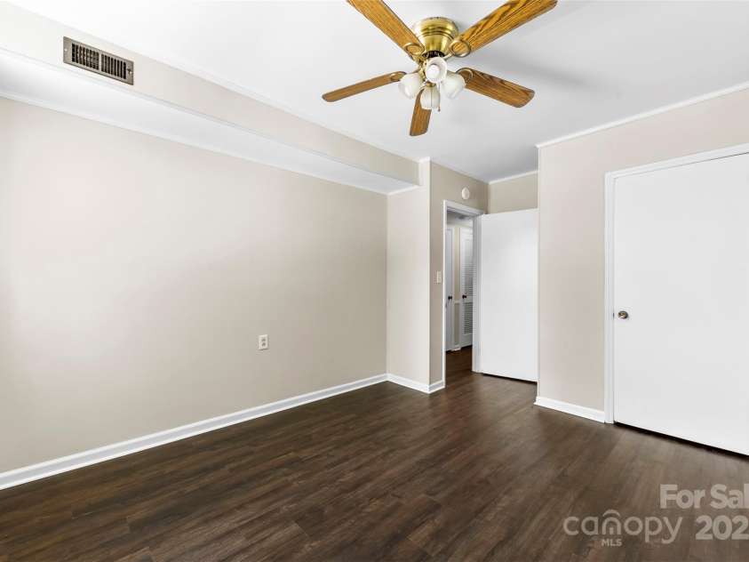 806 Boyce Street, Kings Mountain, NC 28086.  MLS# CAR4284469, YatesRealty ID 1539. 