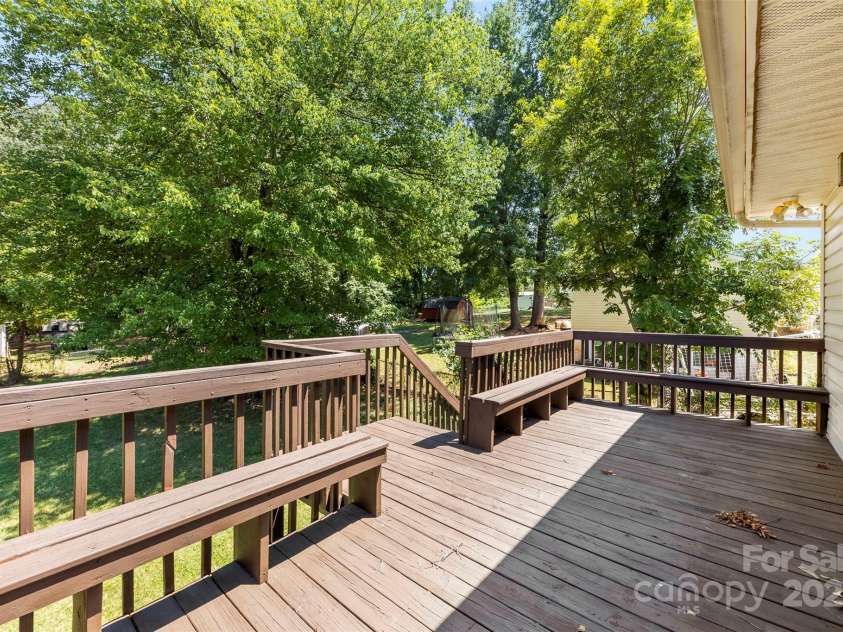 806 Boyce Street, Kings Mountain, NC 28086.  MLS# CAR4284469, YatesRealty ID 1539. 