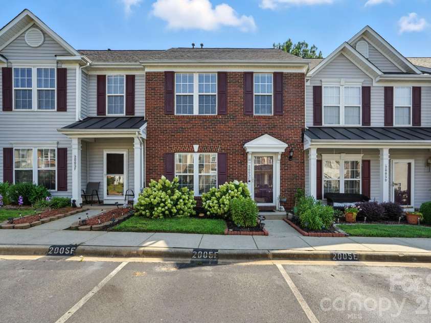 2005 Cramerton Village Drive, Cramerton, NC 28032.  MLS# CAR4364930, YatesRealty ID 15390. 