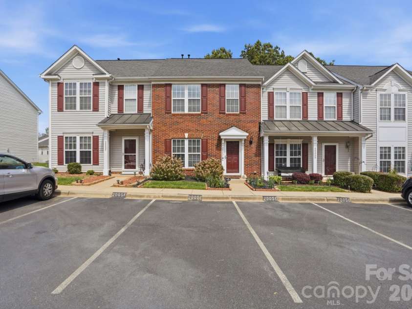 2005 Cramerton Village Drive, Cramerton, NC 28032.  MLS# CAR4364930, YatesRealty ID 15390. 