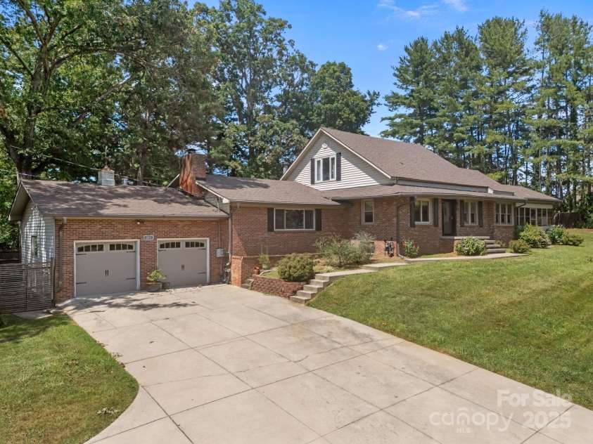 213 Monticello Road, Weaverville, NC 28787.  MLS# CAR4228856, YatesRealty ID 15391. 