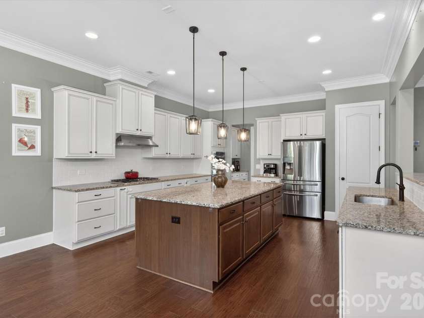 2800 Bevis Lane, Waxhaw, NC 28173.  MLS# CAR4366294, YatesRealty ID 15391. 