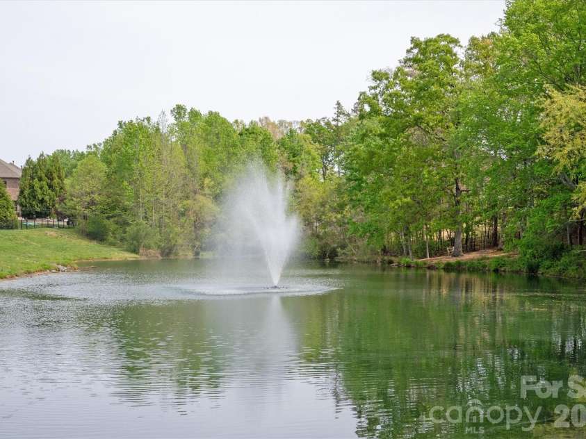 2800 Bevis Lane, Waxhaw, NC 28173.  MLS# CAR4366294, YatesRealty ID 15391. 