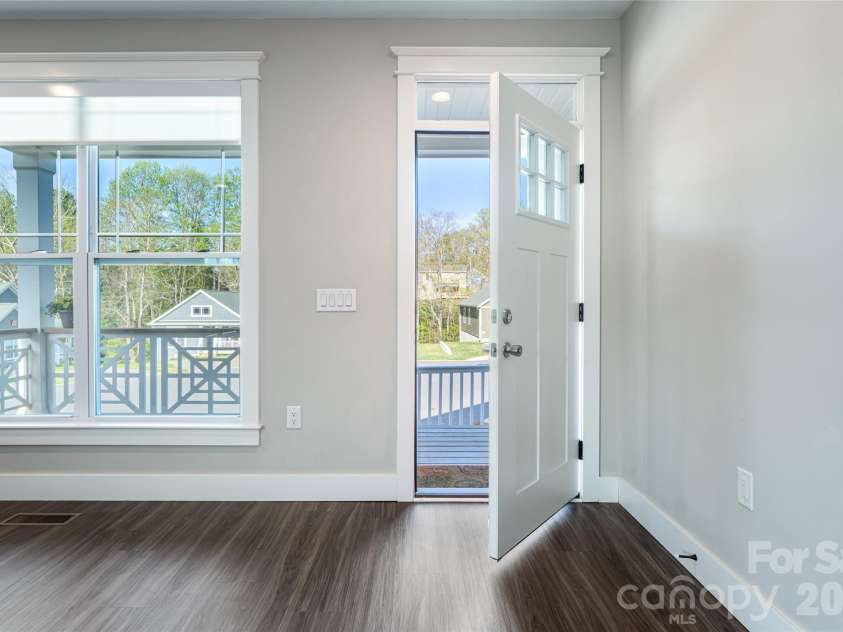 1022 Padgett Place, Black Mountain, NC 28711.  MLS# CAR4356675, YatesRealty ID 15392. 
