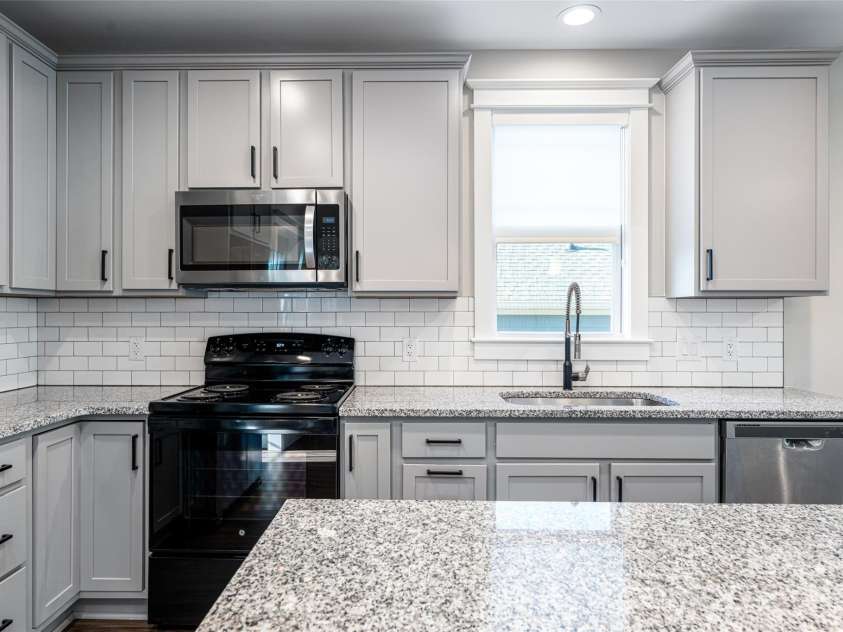 1022 Padgett Place, Black Mountain, NC 28711.  MLS# CAR4356675, YatesRealty ID 15392. 