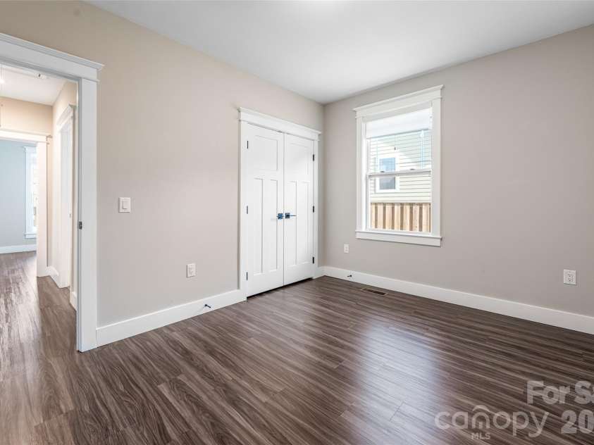1022 Padgett Place, Black Mountain, NC 28711.  MLS# CAR4356675, YatesRealty ID 15392. 