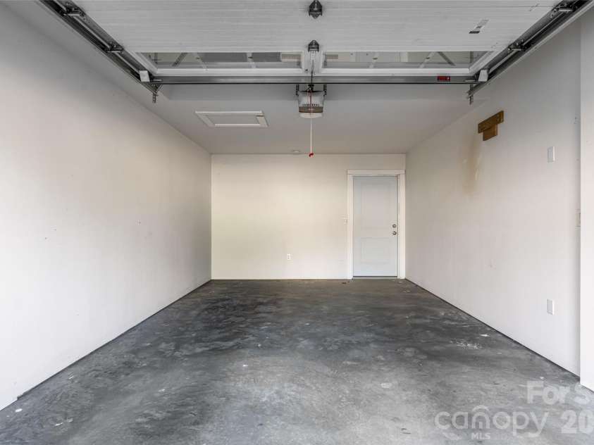 1022 Padgett Place, Black Mountain, NC 28711.  MLS# CAR4356675, YatesRealty ID 15392. 