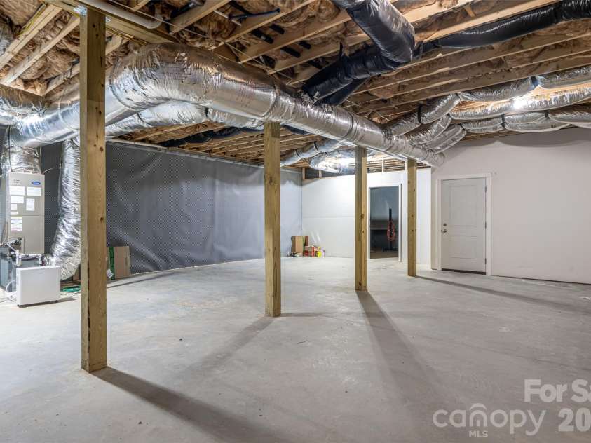 1022 Padgett Place, Black Mountain, NC 28711.  MLS# CAR4356675, YatesRealty ID 15392. 