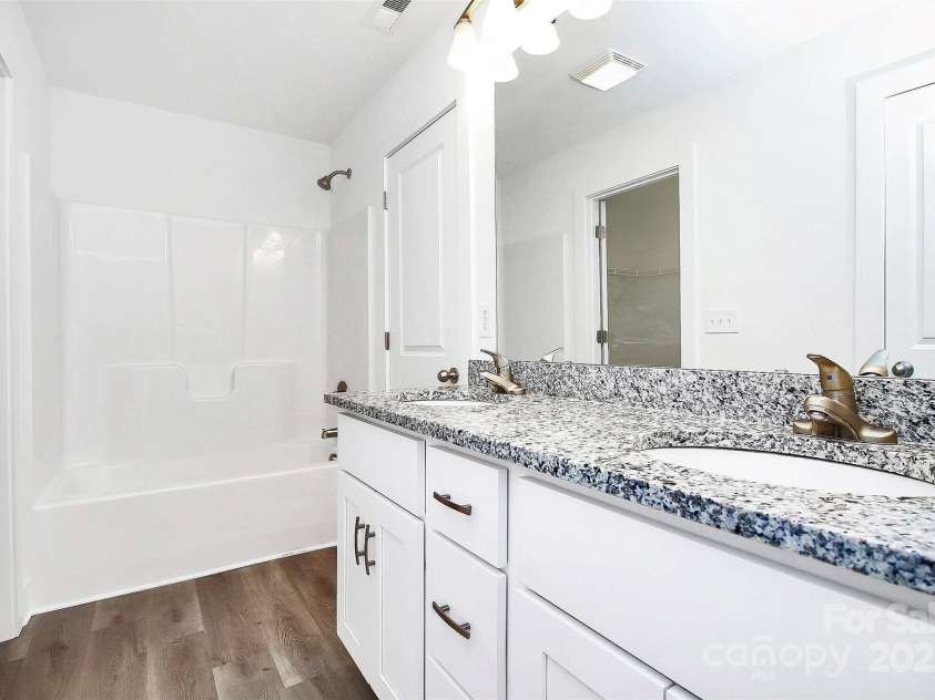 1235 Poplar Street, Conover, NC 28613.  MLS# CAR4234447, YatesRealty ID 15392. PHOTO Representation