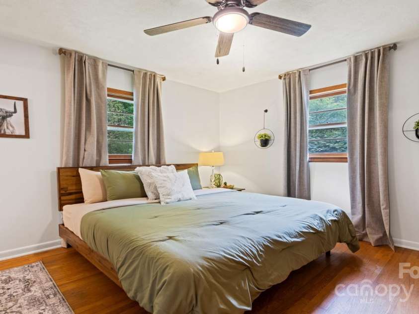 114 JP Huggins Drive, Hendersonville, NC 28791.  MLS# CAR4252464, YatesRealty ID 15394. 