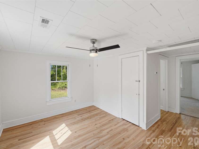 2231 Claremont Road, Newton, NC 28658.  MLS# CAR4367733, YatesRealty ID 15394. 