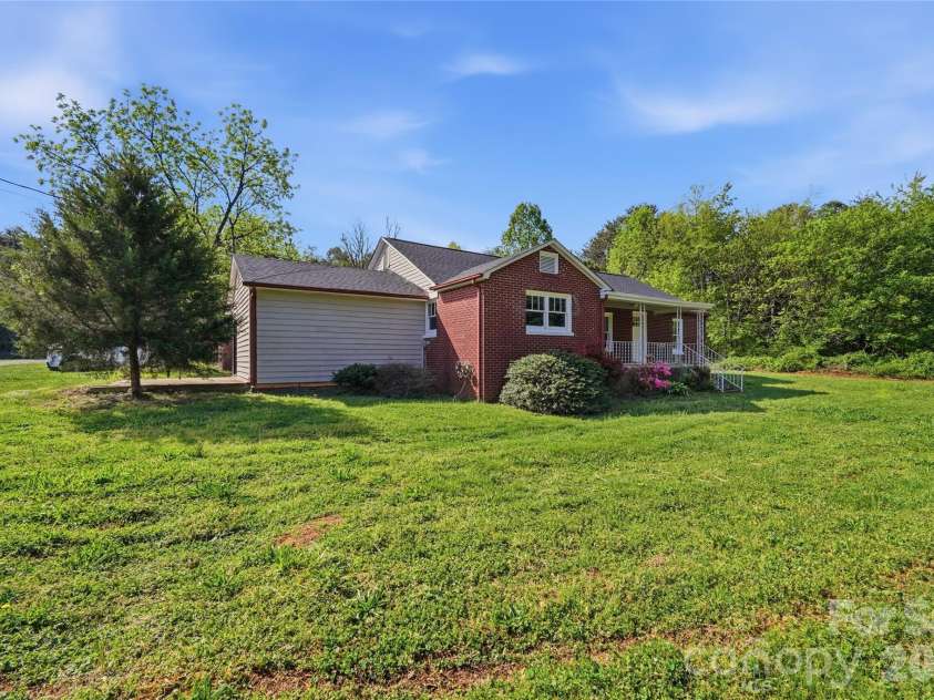 2231 Claremont Road, Newton, NC 28658.  MLS# CAR4367733, YatesRealty ID 15394. 