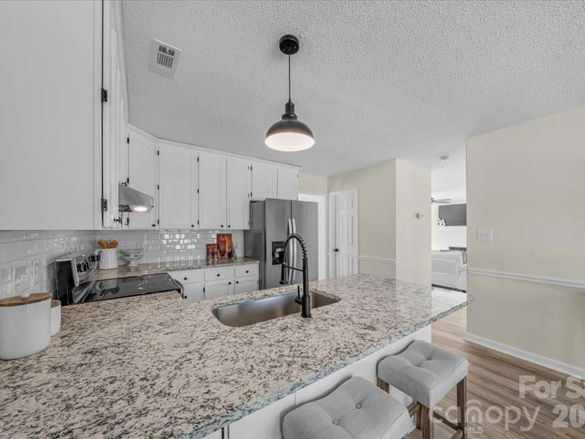 3120 Terra Glen Court, Matthews, NC 28105.  MLS# CAR4370490, YatesRealty ID 15395. 
