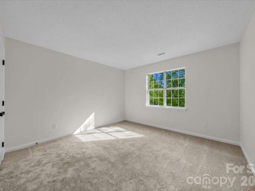 3120 Terra Glen Court, Matthews, NC 28105.  MLS# CAR4370490, YatesRealty ID 15395. 