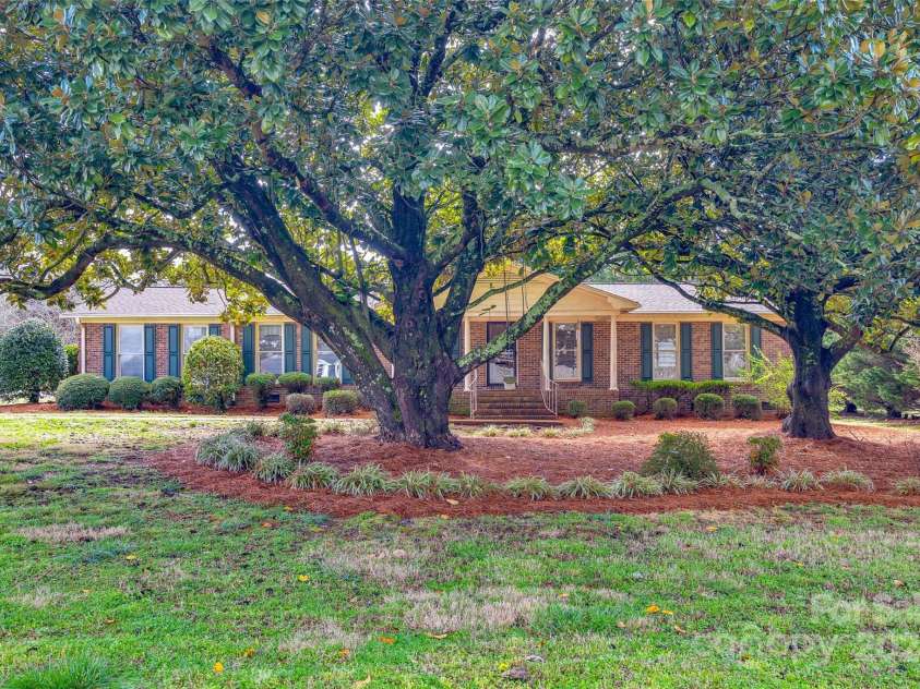 3811 Sherer Road, Sharon, SC 29742.  MLS# CAR4115872, YatesRealty ID 15396. 