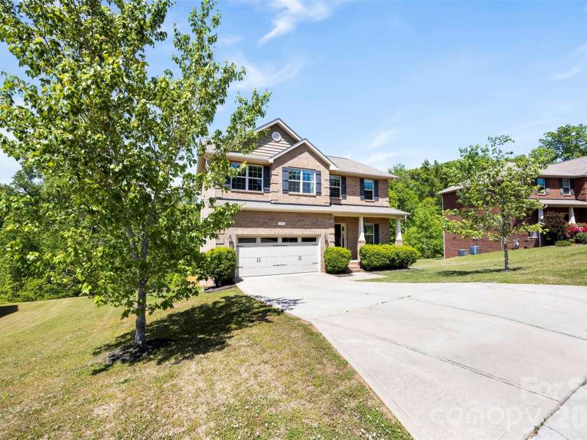 2548 Flintshire Lane, Gastonia, NC 28056.  MLS# CAR4372857, YatesRealty ID 15397. 