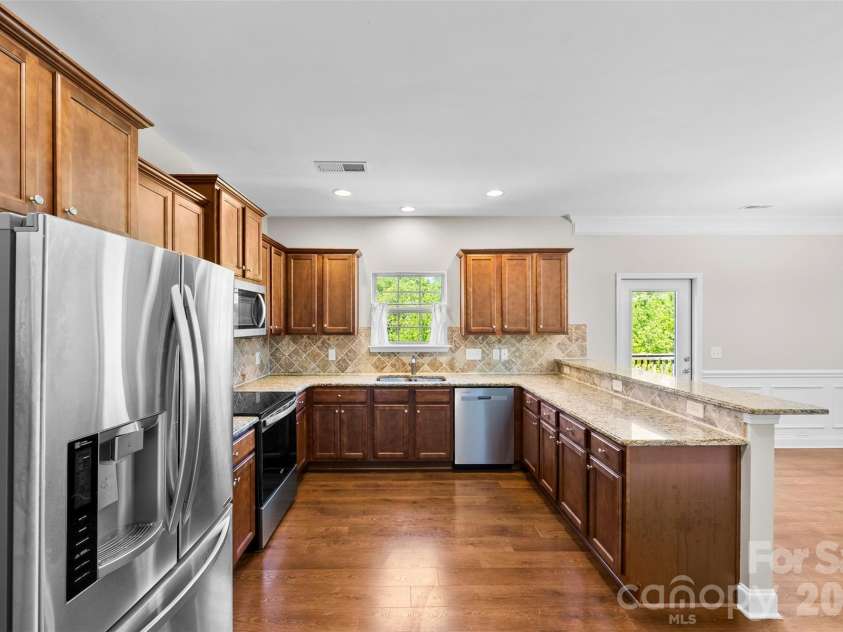 2548 Flintshire Lane, Gastonia, NC 28056.  MLS# CAR4372857, YatesRealty ID 15397. 