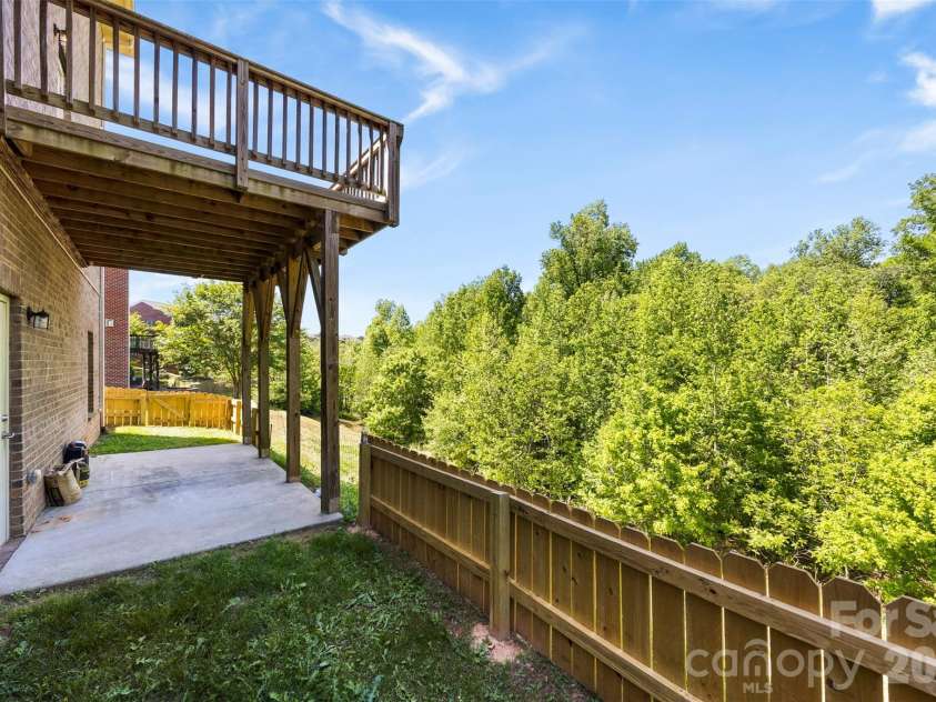 2548 Flintshire Lane, Gastonia, NC 28056.  MLS# CAR4372857, YatesRealty ID 15397. 