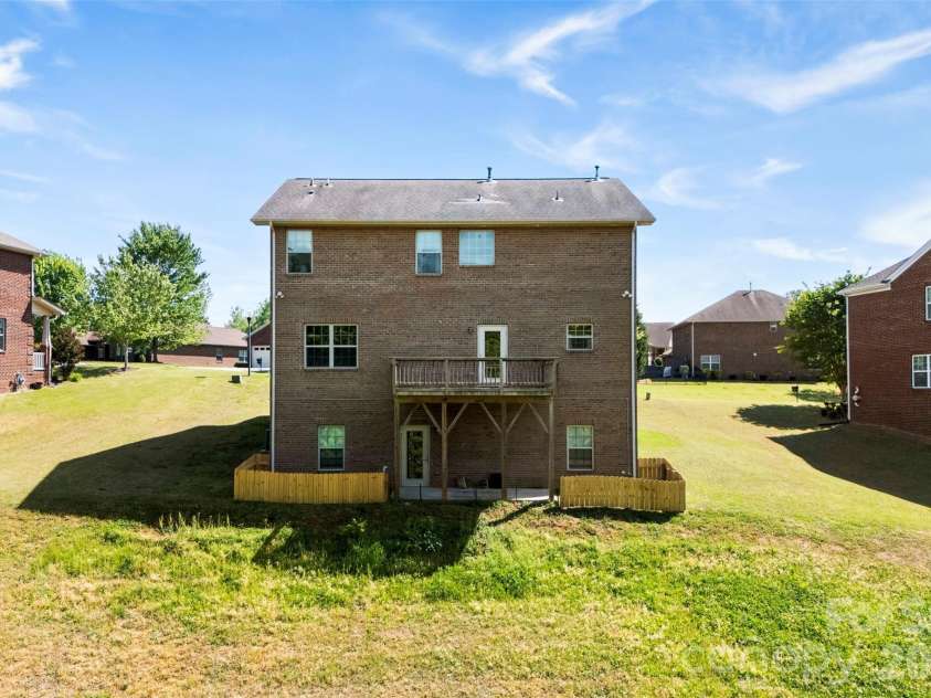 2548 Flintshire Lane, Gastonia, NC 28056.  MLS# CAR4372857, YatesRealty ID 15397. 