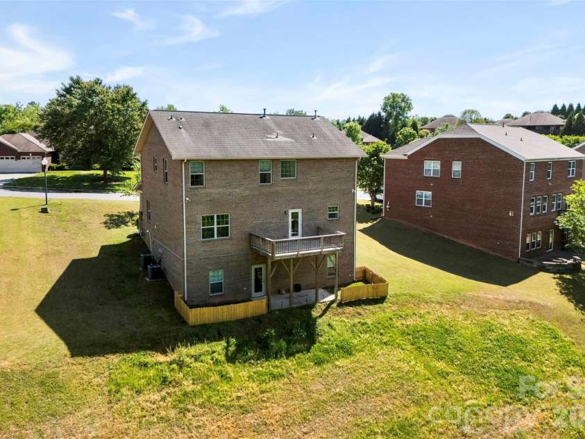 2548 Flintshire Lane, Gastonia, NC 28056.  MLS# CAR4372857, YatesRealty ID 15397. 