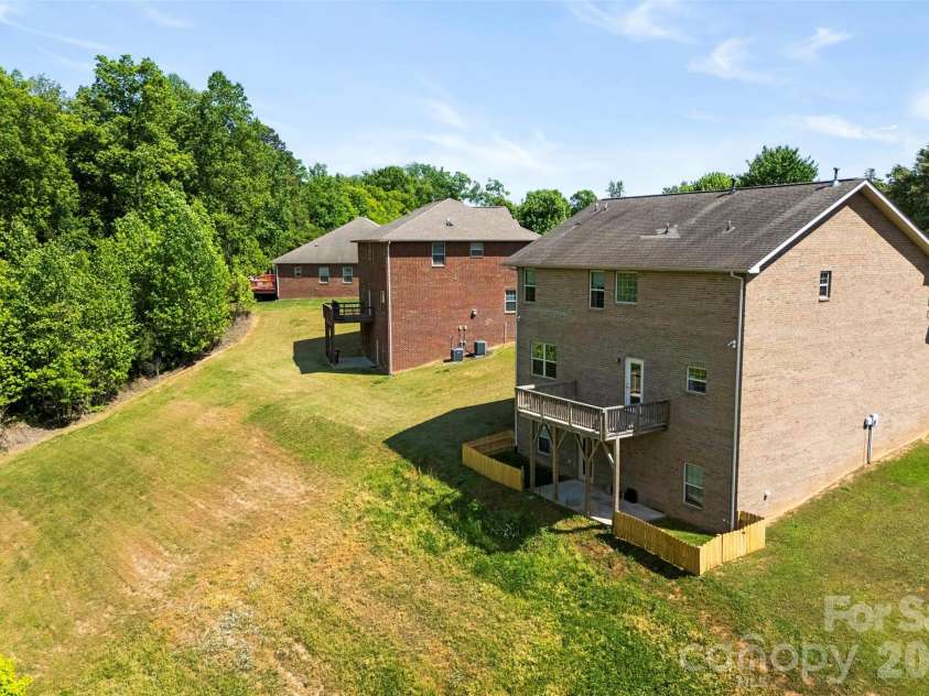 2548 Flintshire Lane, Gastonia, NC 28056.  MLS# CAR4372857, YatesRealty ID 15397. 