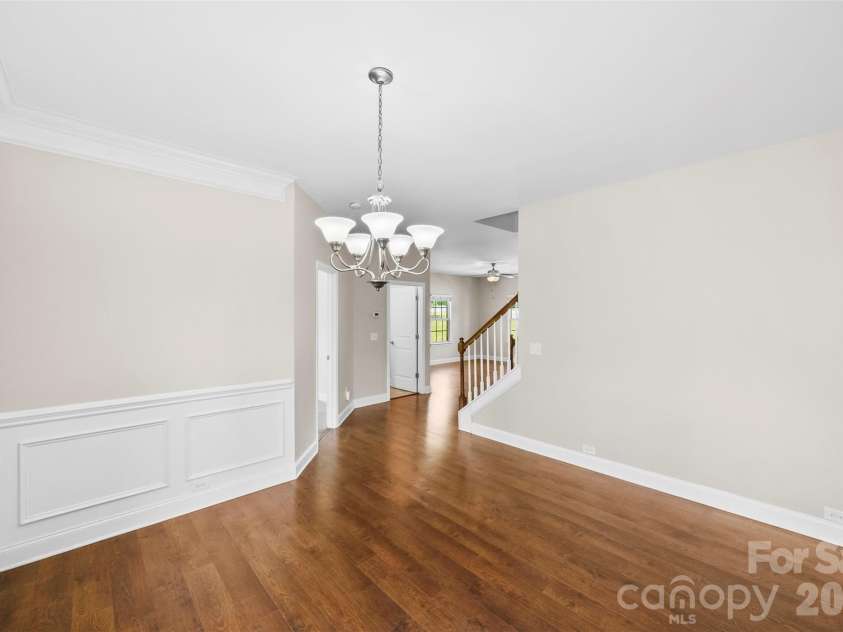 2548 Flintshire Lane, Gastonia, NC 28056.  MLS# CAR4372857, YatesRealty ID 15397. Dining area