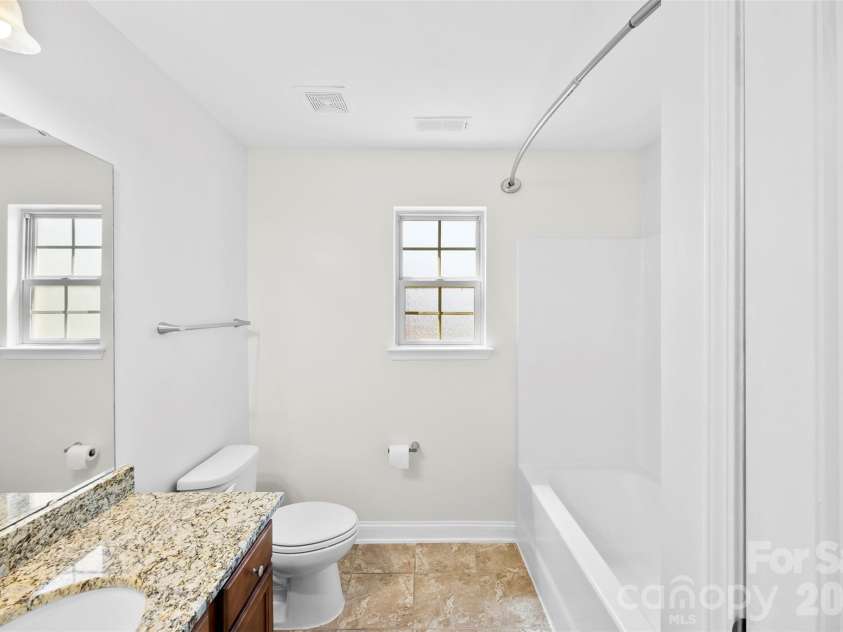 2548 Flintshire Lane, Gastonia, NC 28056.  MLS# CAR4372857, YatesRealty ID 15397. Upstairs full bath
