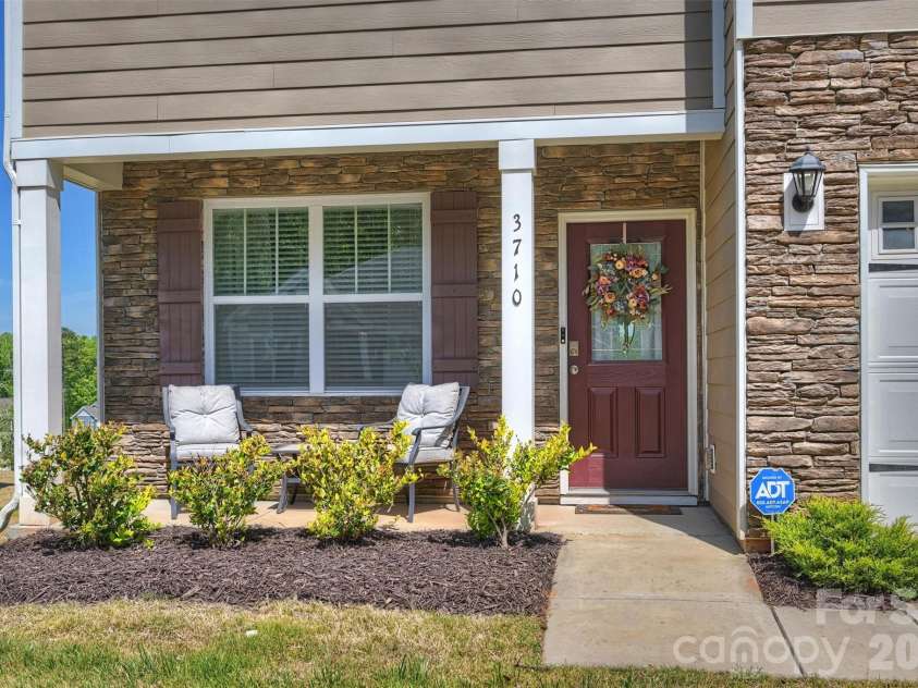 3710 Stanley Creek Drive, Mount Holly, NC 28120.  MLS# CAR4372271, YatesRealty ID 15398. 
