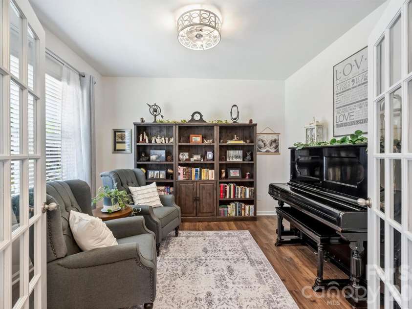 3710 Stanley Creek Drive, Mount Holly, NC 28120.  MLS# CAR4372271, YatesRealty ID 15398. 