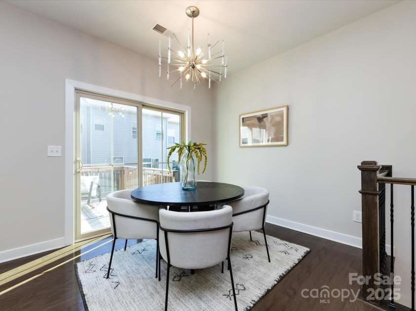 1814 Shumard Lane, Charlotte, NC 28205.  MLS# CAR4235562, YatesRealty ID 15399. 