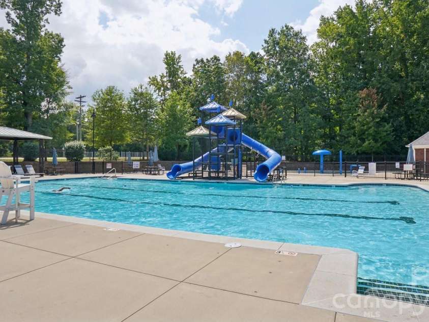 5212 Shannamara Drive, Matthews, NC 28104.  MLS# CAR4372618, YatesRealty ID 15399. 